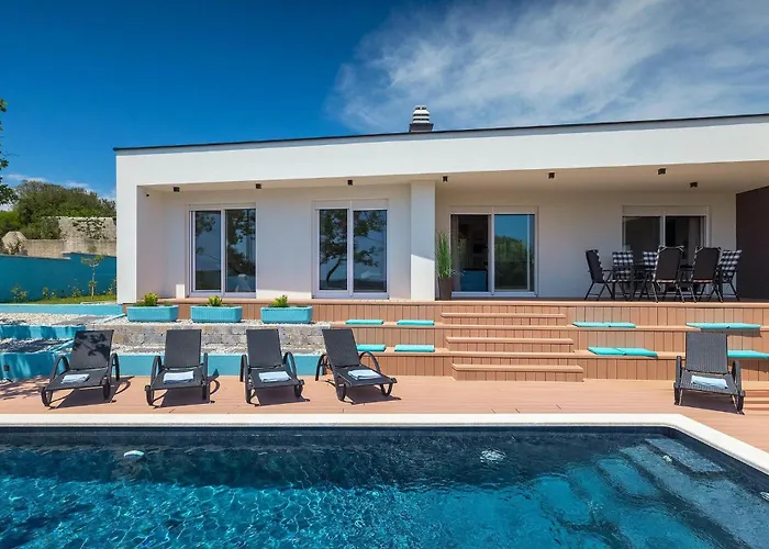 Senorita Feriehus Pula